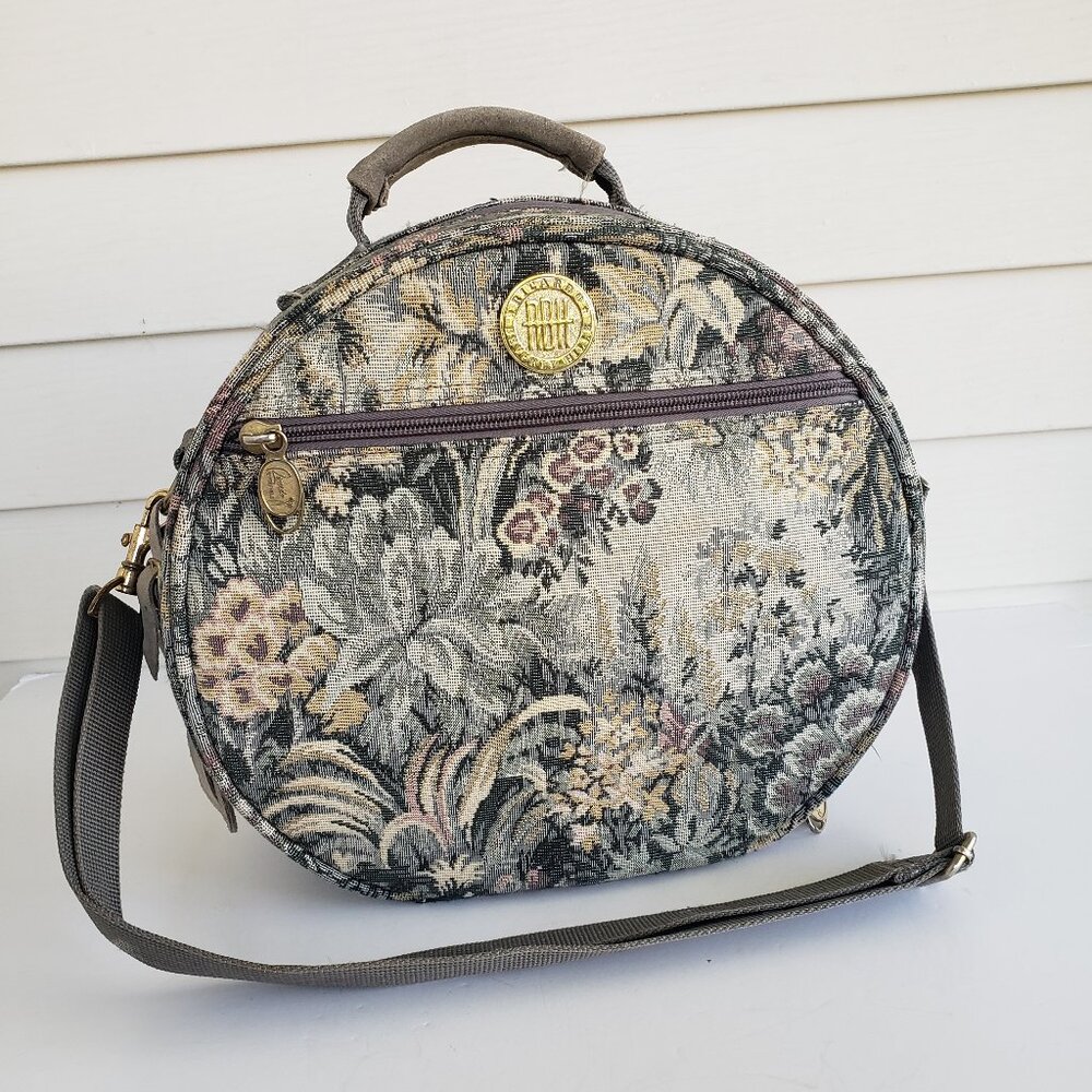 Vintage 90s / Y2K Ricardo Beverly Hills tapestry rounded luggage bag